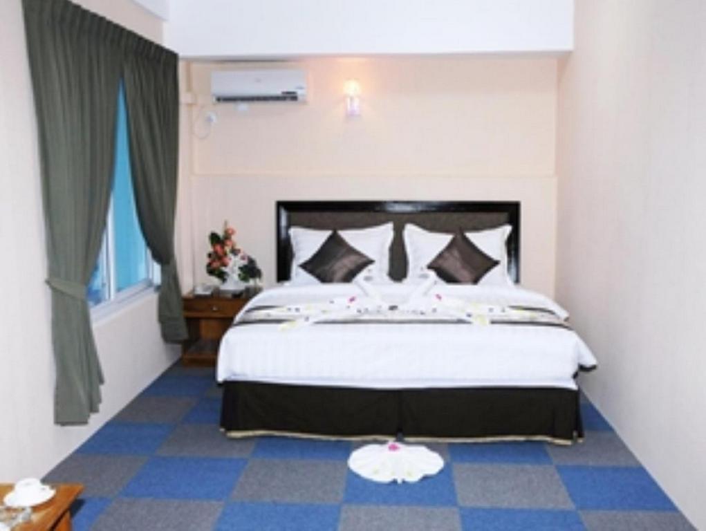 Hotel Bo Bo Min Yangon Exterior photo